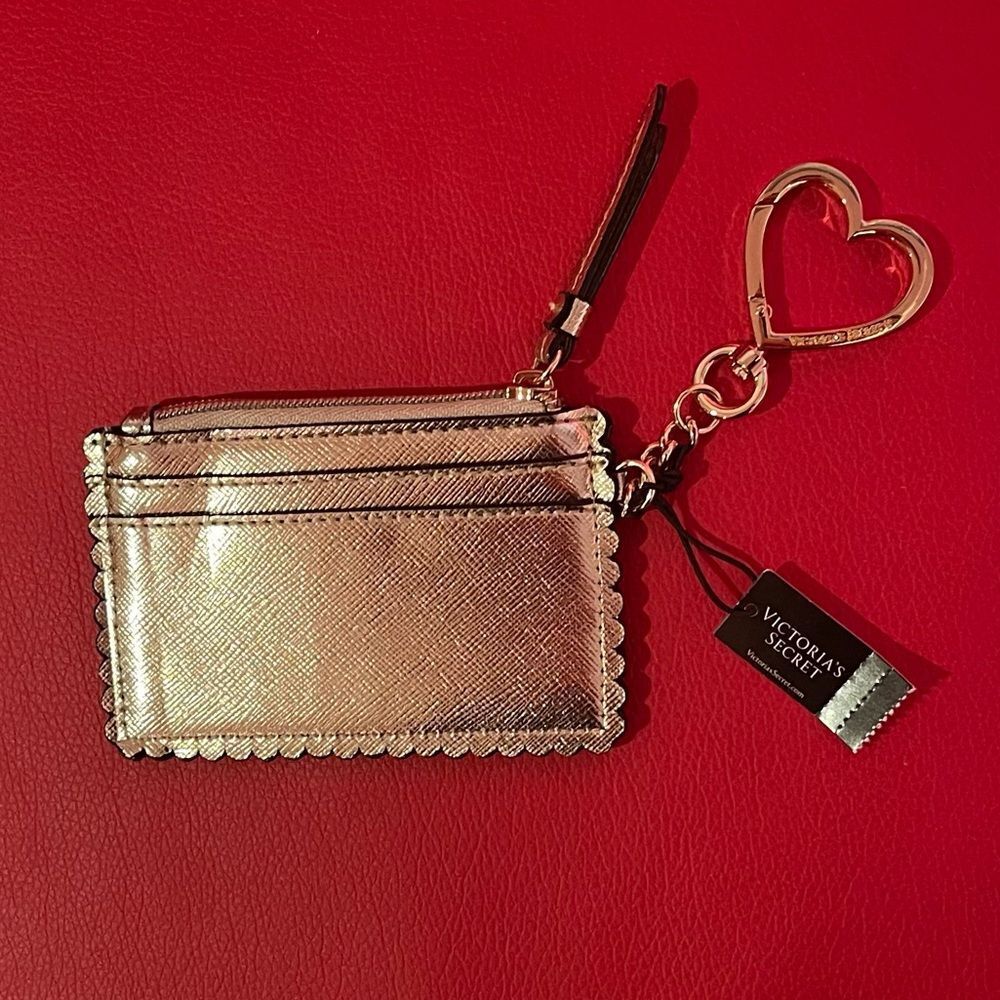 Cardāholder - Picture 3 of 12